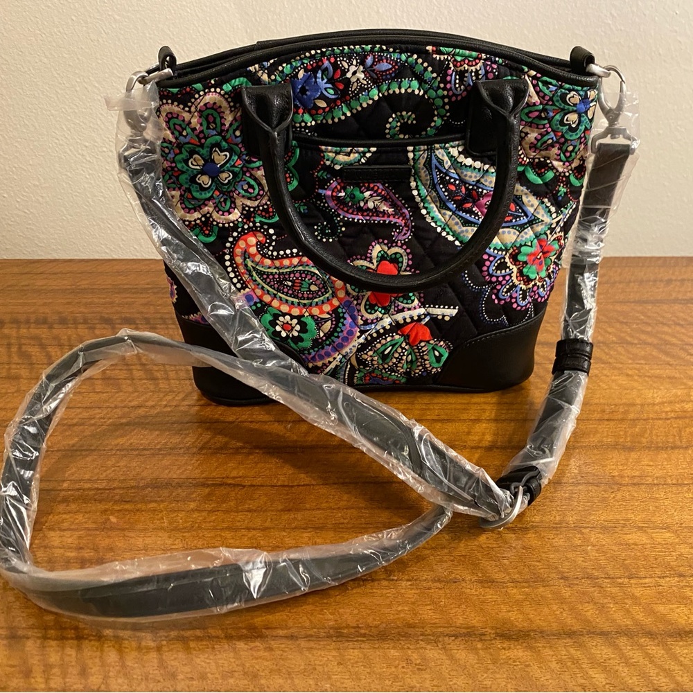 NWT Very Bradley Crossbody in Black Paisley